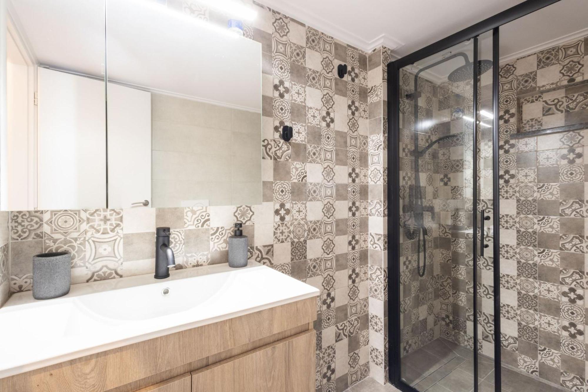 Urban Comfort 2 Bdrm Next To Metro Athens Ngoại thất bức ảnh